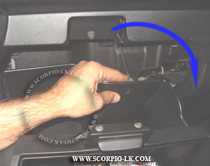 maz_demio9s12id63_s1